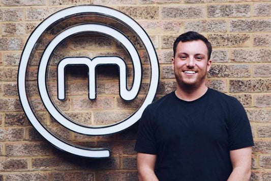 MasterChef Finalist 2021, Mike Tomkins, beskriver Santokuknives 'produkter som "det bedste i spillet"