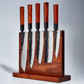 Série de couteaux Minato avec porte-couteau magnétique en bois d'acacia