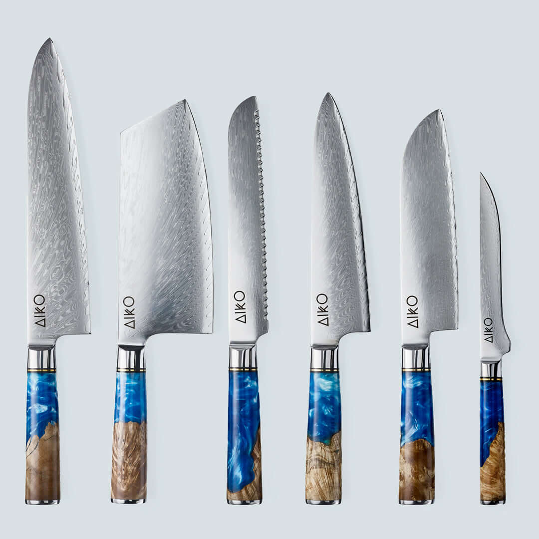 Aiko Blue (あいこ, アイコ) Damascus stalen mes met gekleurde blauwe harshandgreep
