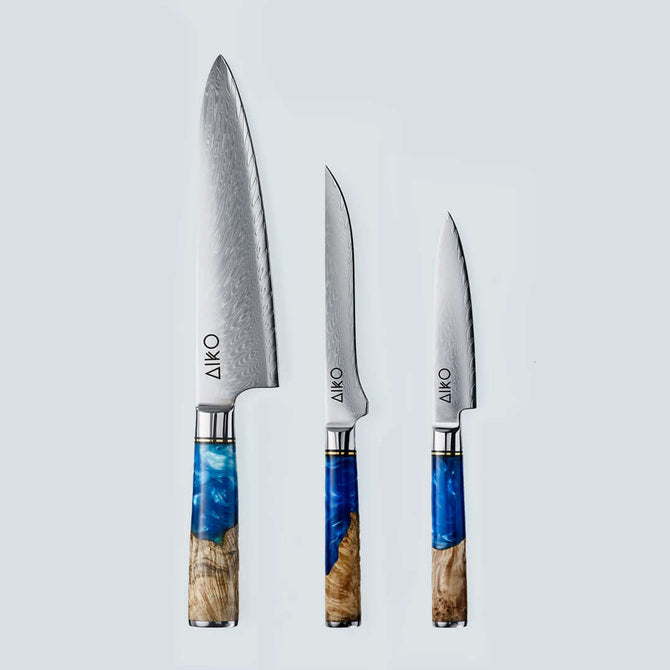 Aiko Blue Damascus stalen mes met gekleurd blauw harshandvat