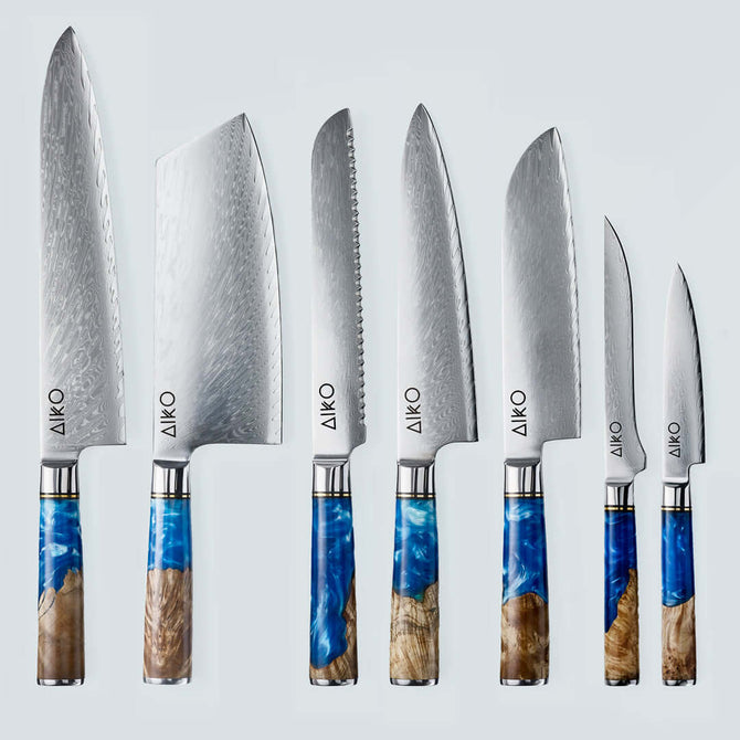 Aiko Blue Damascus stalen mes met gekleurd blauw harshandvat