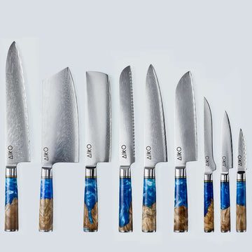 Aiko Blue Damascus stalen mes met gekleurde blauwe harshandgreep