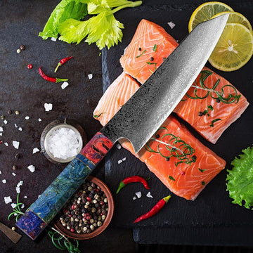 Kiritsuke (きりつけ) Damascus stalen mes met gekleurde ebbenhouten handgreep